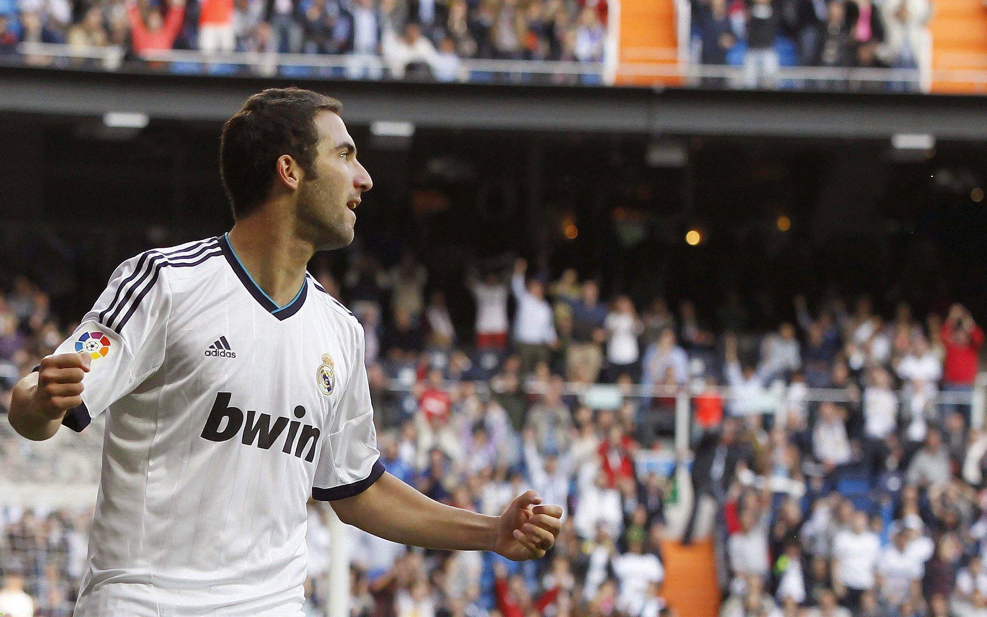 中国冰雪运动蓬勃发展,年轻选手闪耀国际赛场