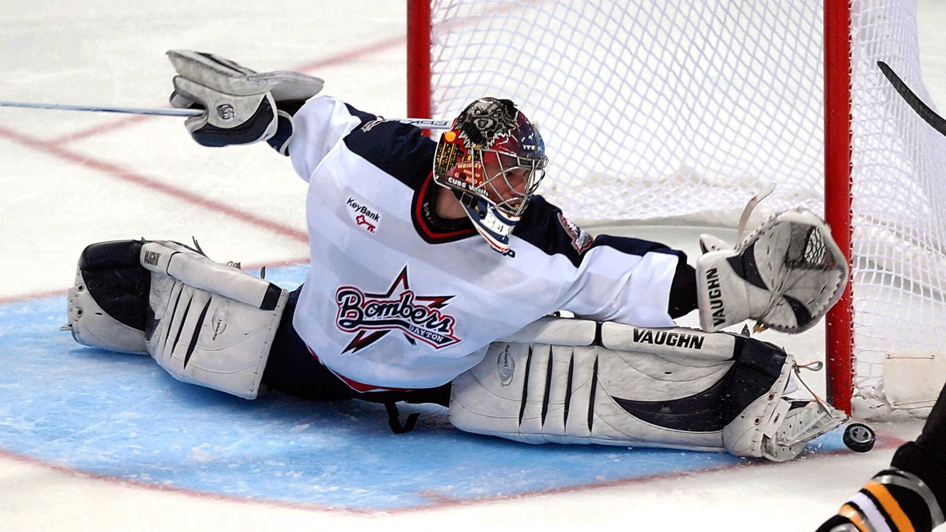 电竞世界杯盛大开幕 全球顶尖战队争夺荣耀与巨额奖金